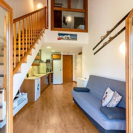 Apartamentsaloriaburg Farrera Bagian luar foto