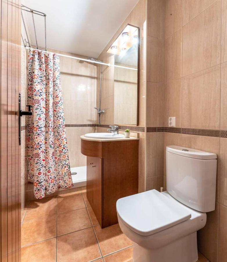 Apartamentsaloriaburg Farrera Bagian luar foto