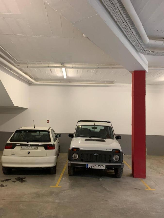 Apartamentsaloriaburg Farrera Bagian luar foto