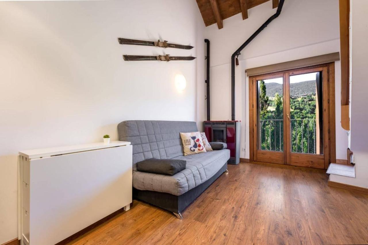 Apartamentsaloriaburg Farrera Bagian luar foto